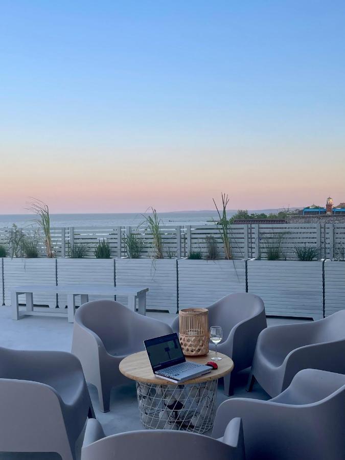 Apartament La Terrasse Sarichioi Buitenkant foto